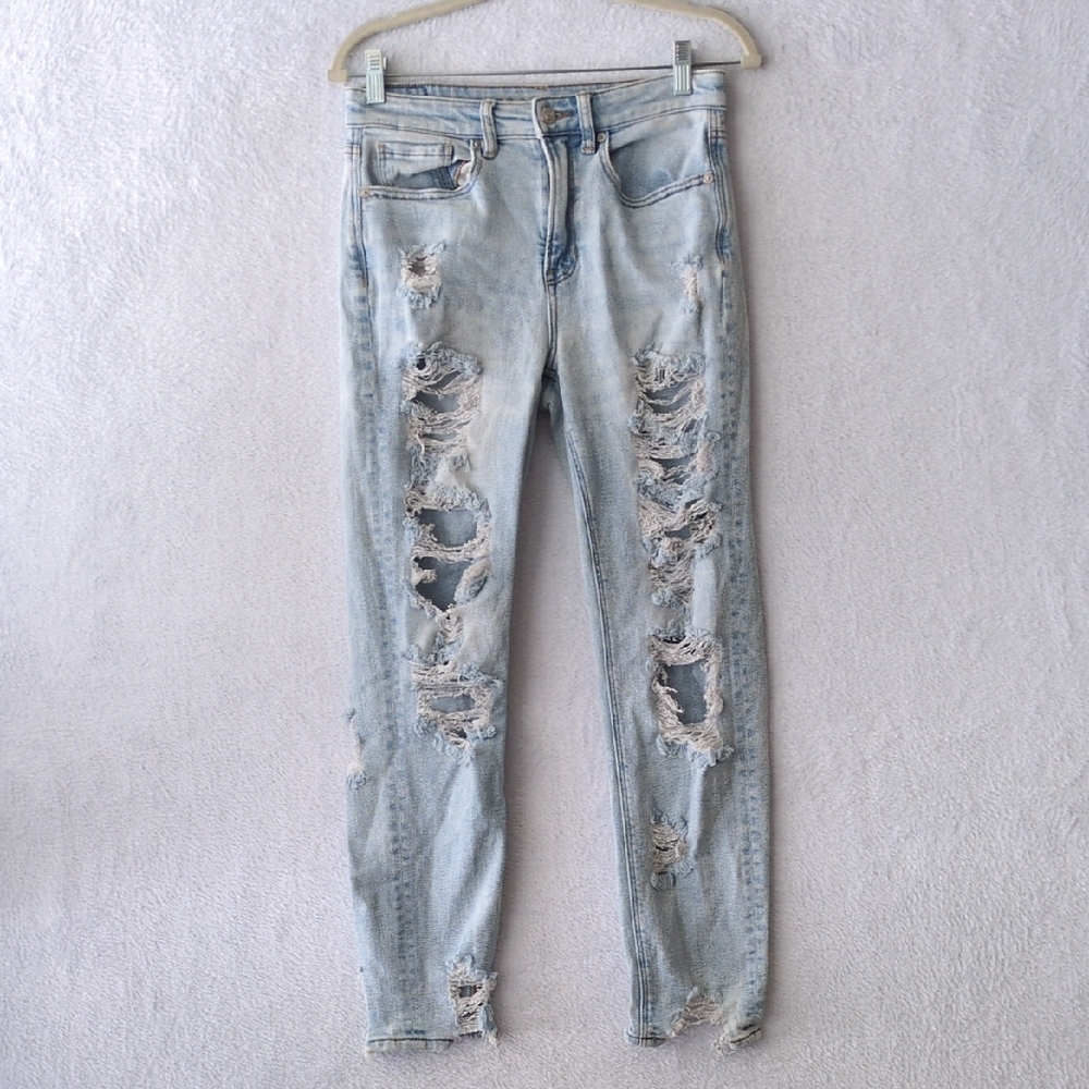 American‎ Eagle Women's Destroyed High Rise Mom Jeans Size 2
